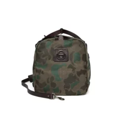 Filson Waxed Rugged Twill Duffle Medium (Dark Wax Shrub) 8 Filson Waxed Rugged Twill Duffle Medium (Dark Wax Shrub)