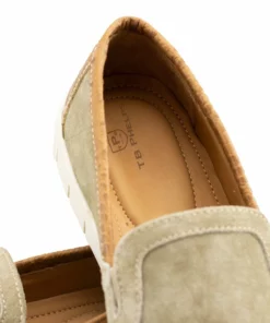 TB Phelps Shoes Scottsdale Suede Slip On (Grey)