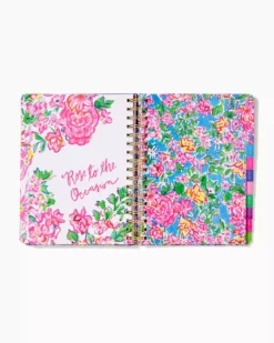 Lilly Pulitzer Large 17 Month Agenda (Blue Peri Happy As A Clam)