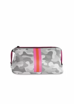 Haute Shore Erin Cosmetic Case (Rise) Accessories