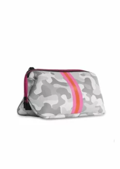 Haute Shore Erin Cosmetic Case (Rise) Accessories