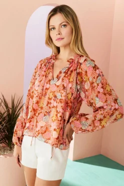 Marie Oliver Yancey Top (Peachy Peonies)