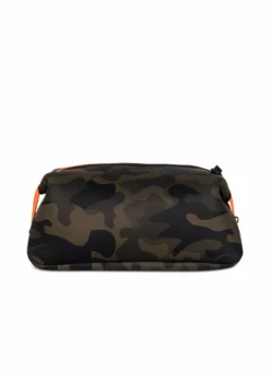 Haute Shore Accessories Kyle Toiletry Bag (Showoff)