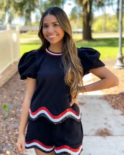 Queen Of Sparkles Wavy Short Set (Black/Red) Tops