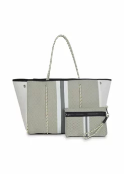 Haute Shore Accessories Greyson Tote (Cruise)