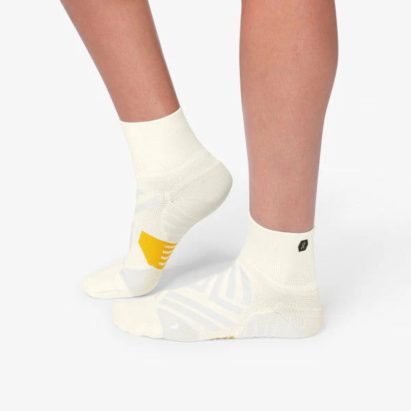 OnCloud Accessories Mid-Sock (White | Ice) 3 OnCloud Accessories Mid-Sock (White | Ice)